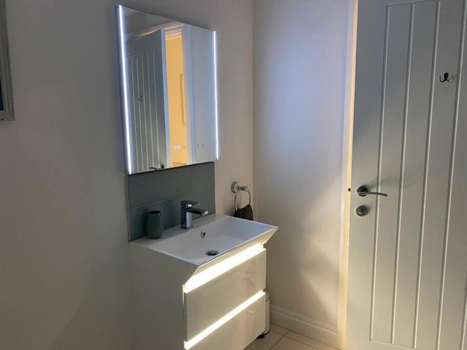 The Emslie Road Beach Flat Falmouth Luaran gambar